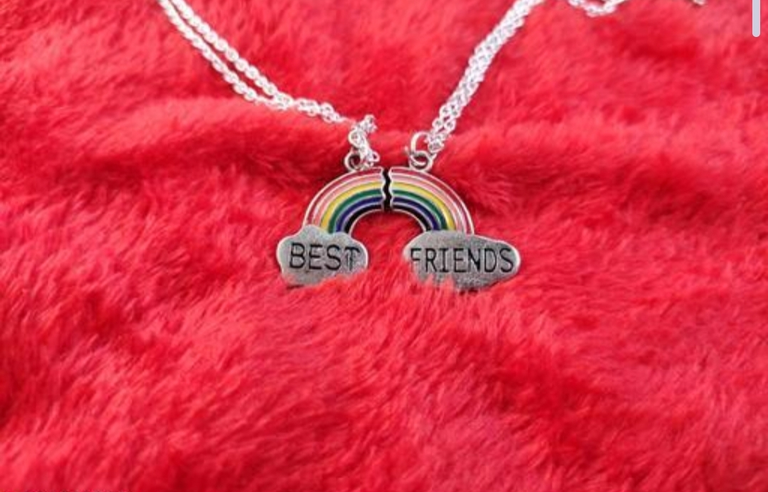 Best friend pendant uploaded by business on 7/8/2023