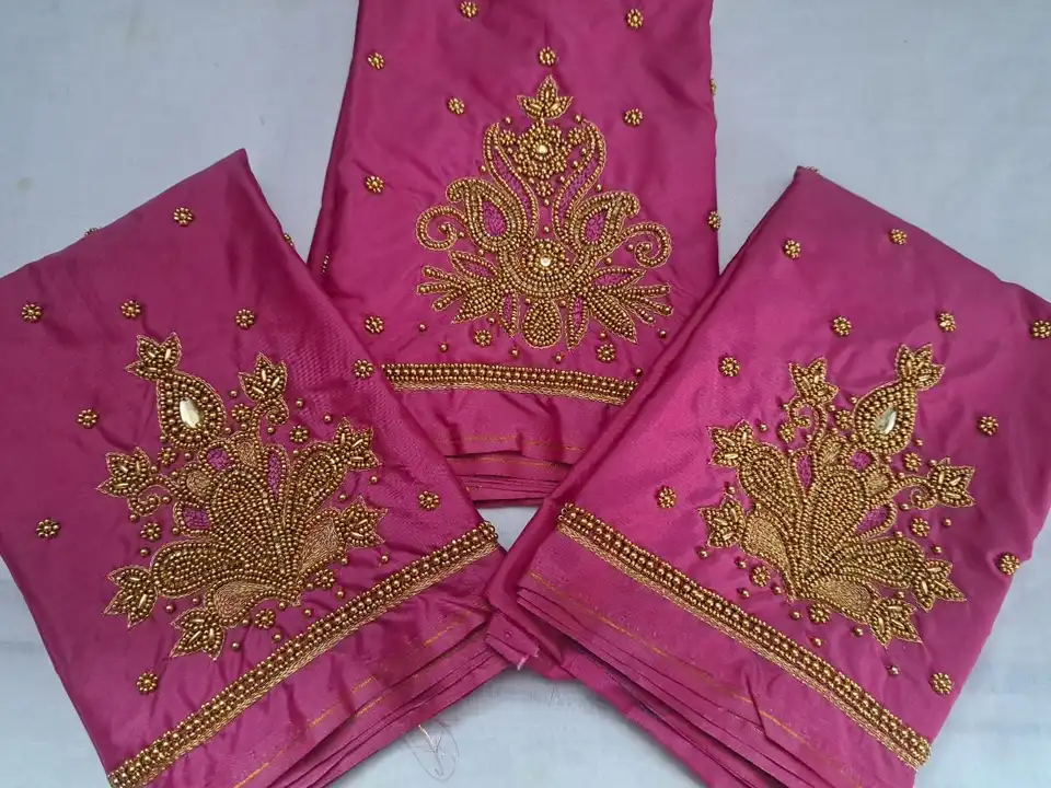 silk cotton blouse piece (unstitched) 1mts uploaded by Royal fashion on 7/9/2023