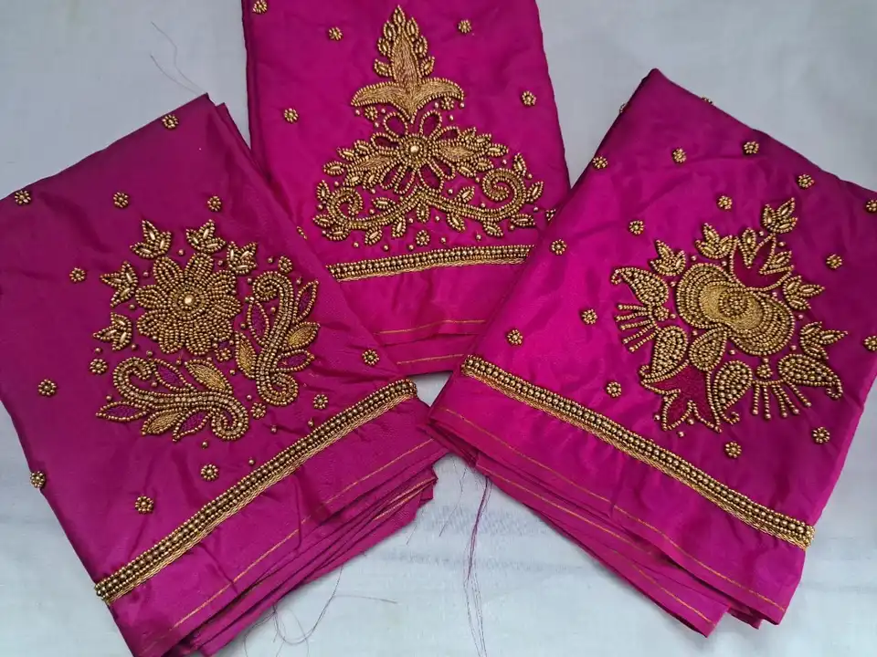 silk cotton blouse piece (unstitched) 1mts uploaded by Royal fashion on 7/9/2023