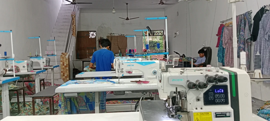 Factory Store Images of Dishi.vdishi fashion export house