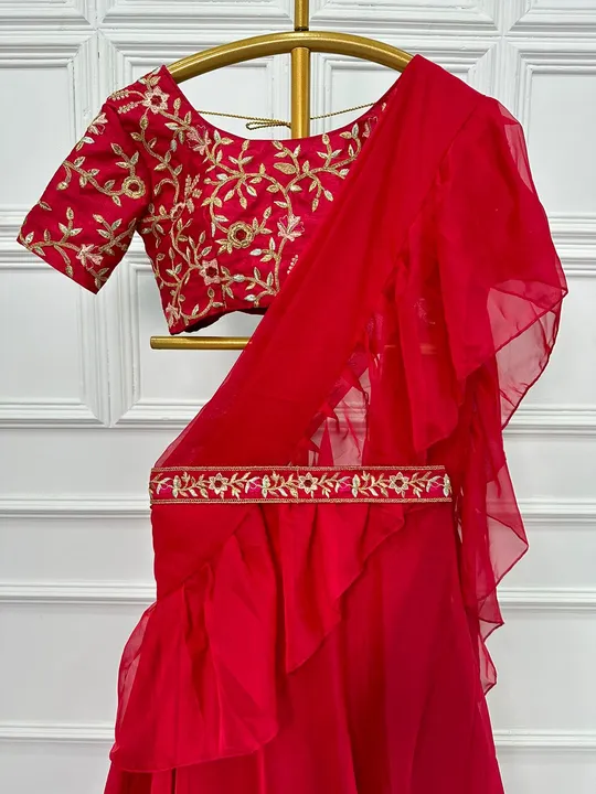 Saree uploaded by Ranjan fabrics on 7/9/2023