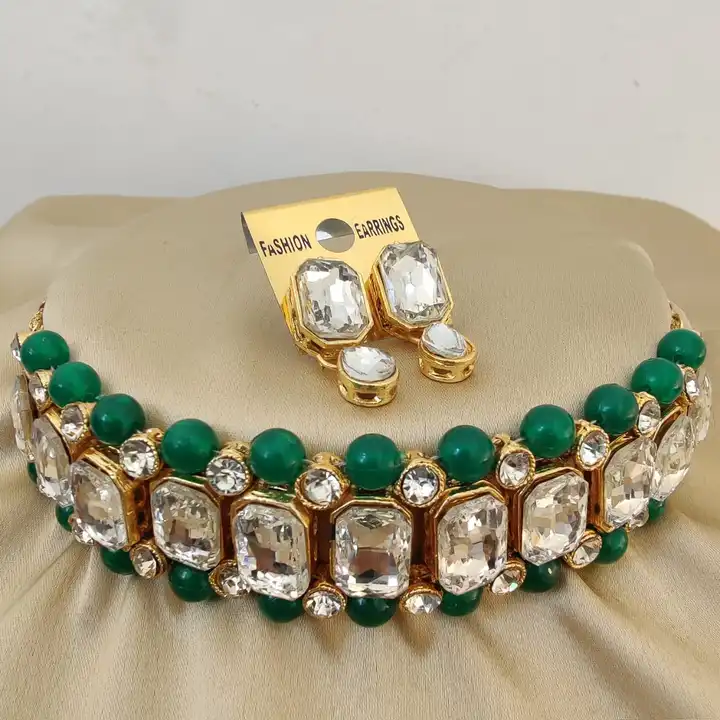 4 jwellery sett uploaded by pink Rose fashion Store  on 7/9/2023