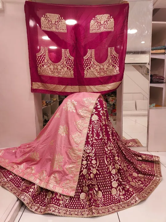 *😀😀Beautiful Lahenghas*😀😀


*Pure  Banarasi Dolo silk langha & jari wark   & Jaipuri 🥻🥻🥻 dai  uploaded by Gotapatti manufacturer on 7/10/2023