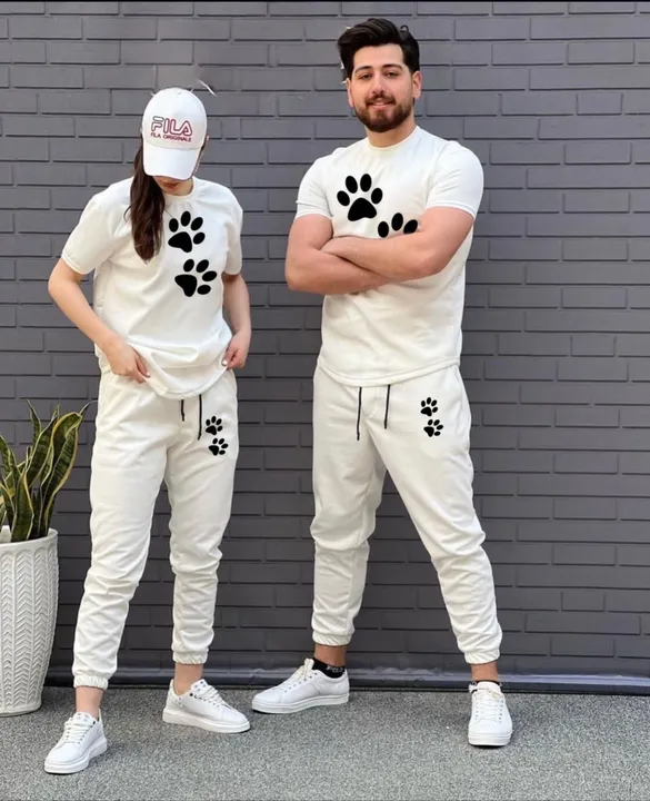 Premium quality tracksuit for couples uploaded by business on 7/11/2023
