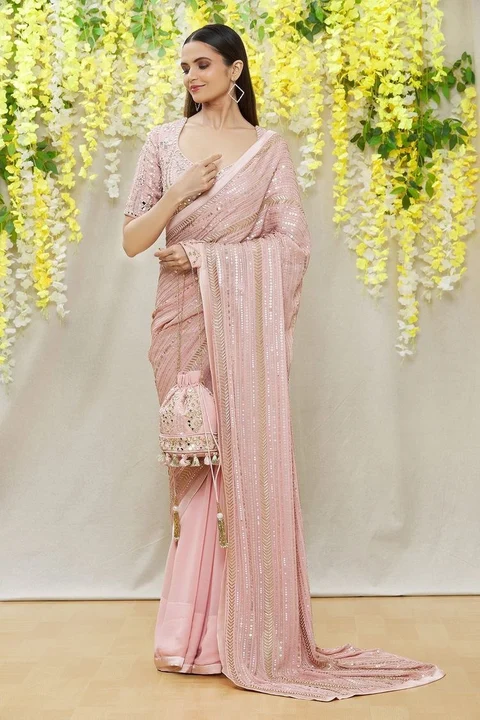 Bollywood saree uploaded by business on 7/11/2023
