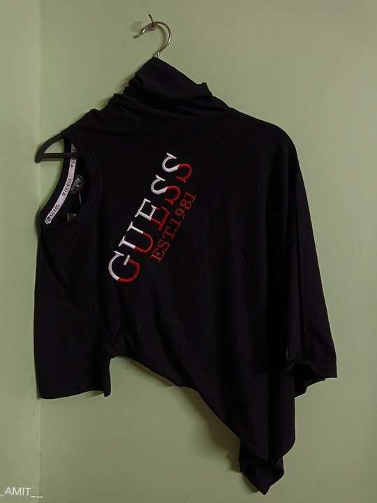 guees t shirt uploaded by business on 7/11/2023