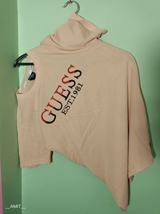 guees t shirt uploaded by business on 7/11/2023