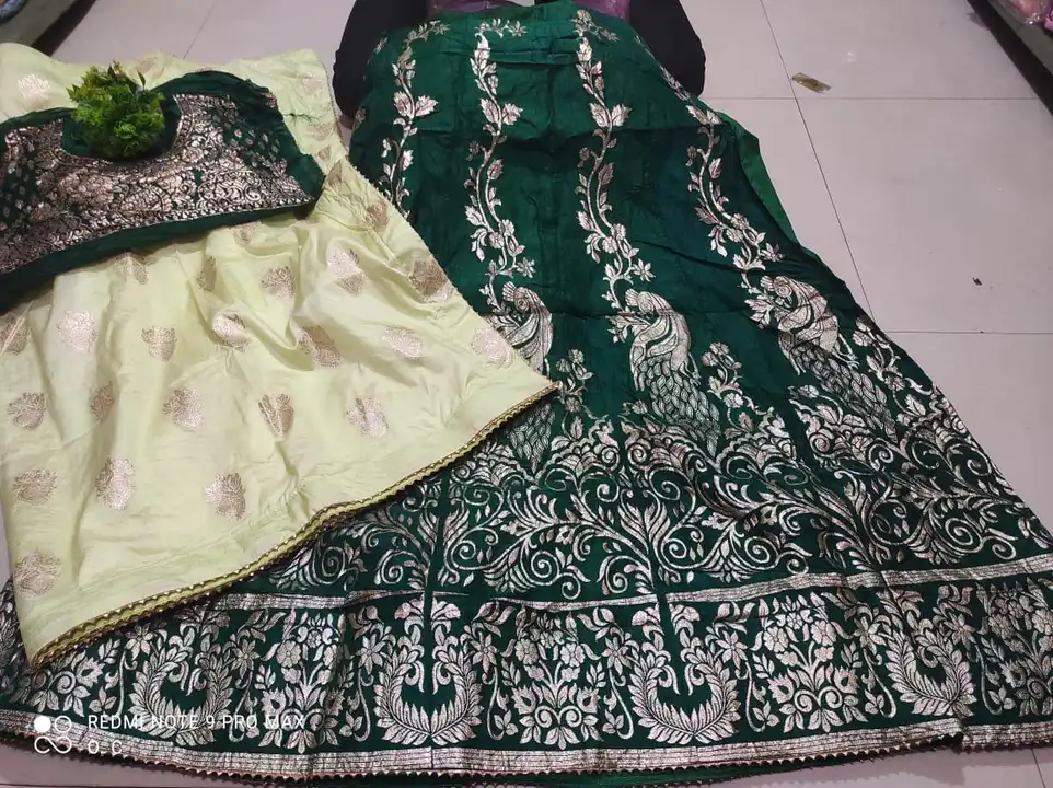 Banarsi silk uploaded by Shyam kripa creation on 7/11/2023