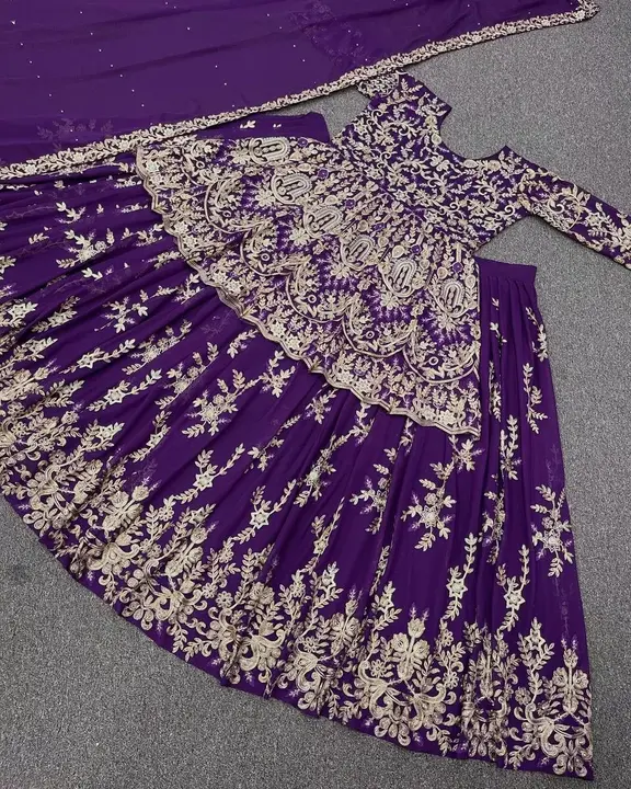 *👉❤️PRESERNTING NEW  HEAVY BRIDAL EMBROIDERY WORK WITH STONE HAND WORK  TOP-LAHENGA WITH DUPATTA 👍 uploaded by Ahmed fashion on 7/12/2023