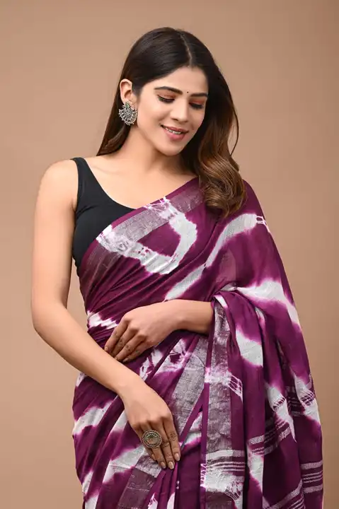 🥻New arrival🥻
 *Linen saree* 
Hand block print
All saree with same blouse 
Saree lenght  5.50
Blou uploaded by Saiba hand block on 7/12/2023