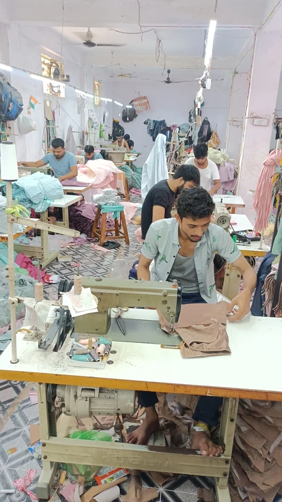 Factory Store Images of ARSHIYA FASHION