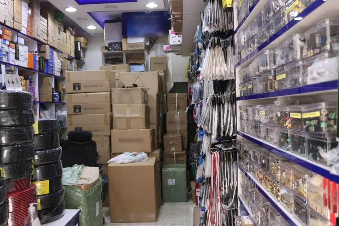 Warehouse Store Images of Mk electronic
