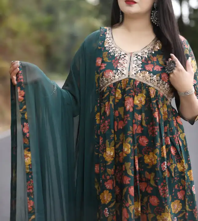 Kurti set uploaded by Ronak Fashion point on 7/13/2023