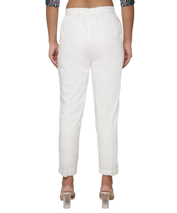 White Kurti Pant for Women uploaded by MI GROUP GARMENTS on 7/13/2023