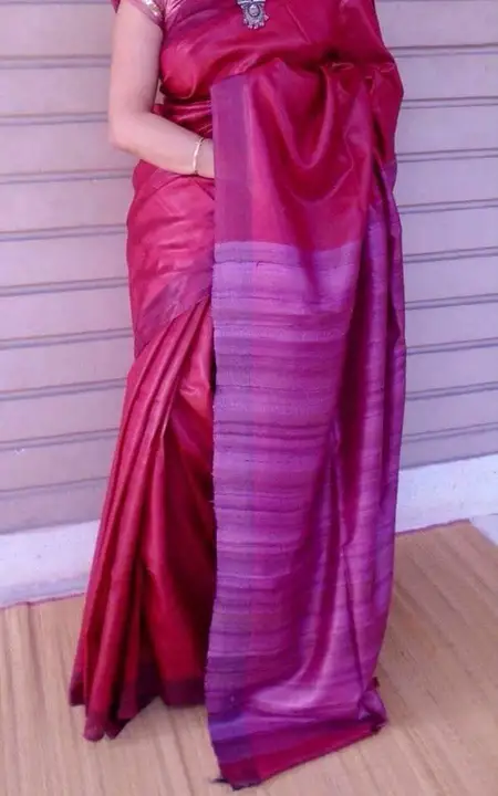 Linen sarees  uploaded by Durga clothes imporiom on 7/13/2023