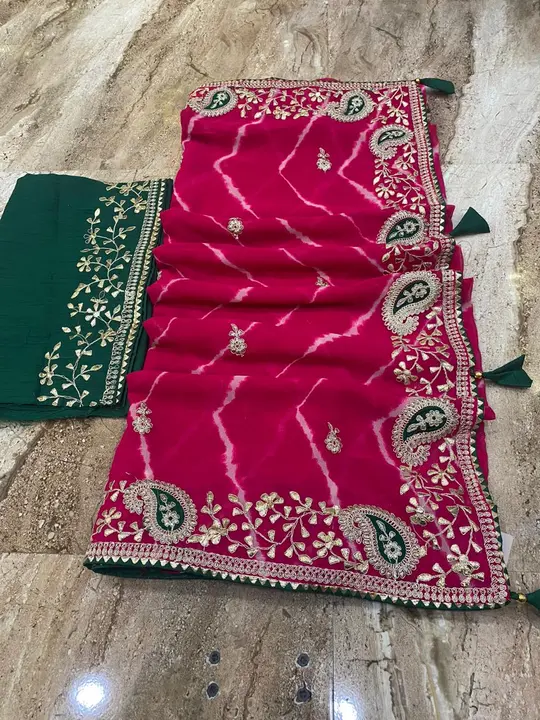 🦋Lahriya special rani colour 🦋 

👉jorjat home washable saree fabric 


👉 special rani colour
👉  uploaded by Gotapatti manufacturer on 7/14/2023