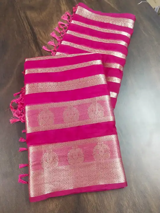 Organza silk saree with all over weaving patta uploaded by DHANLAXMI Fashion on 7/14/2023
