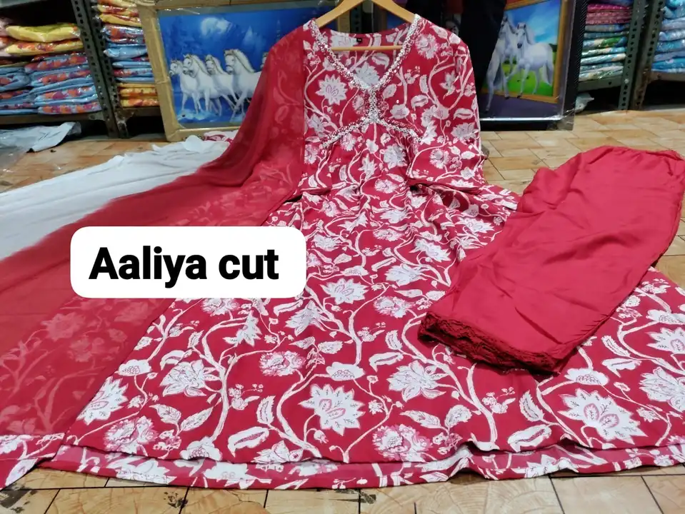 Sprint cut Aaliya full flair kurti with beautiful work on yoke Paired with pent and beautiful duppat uploaded by Online Ladies Dresses on 7/14/2023