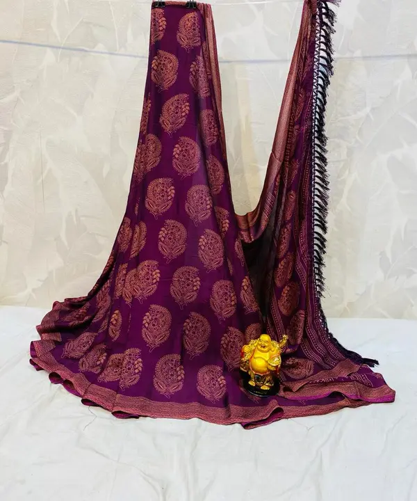 Bright Moss Sarees uploaded by business on 7/15/2023
