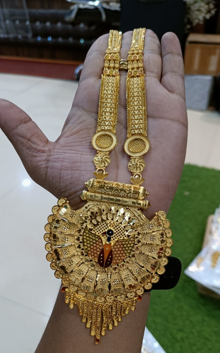 Long haar set uploaded by New Rupam jewellers on 7/15/2023