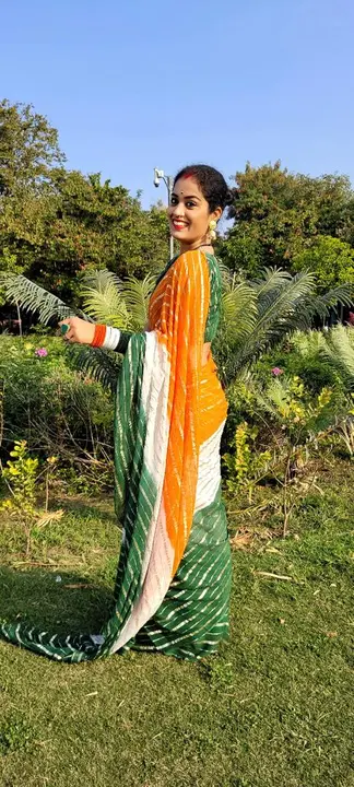 Pure viscose tiranga saree uploaded by Lovely fashion on 7/16/2023