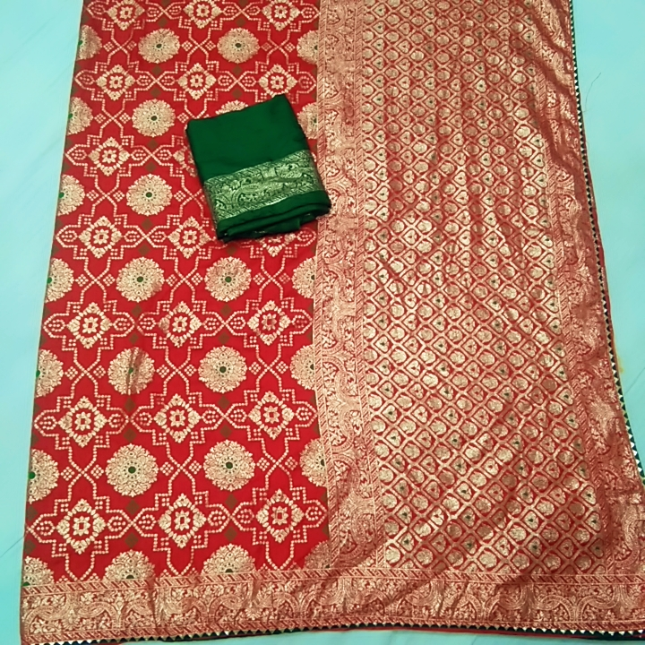 Dola zari saree best quality febrik uploaded by All in one collection on 7/16/2023
