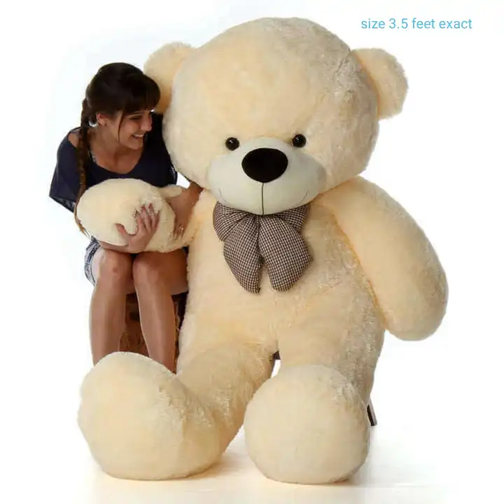 *Teddy Bear size 3.5 feet exact size* 🐻🥰🥰 
            
*For online*

*size 3.5 Feet exact*
 uploaded by LOVE KUSH ENTERPRISES on 7/17/2023