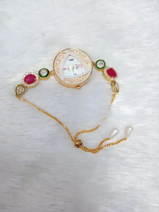 Post image Kundan watch only 165 rs 
Min 10 piece 
Free shipping