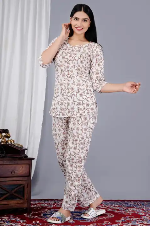 *Beutufull 🥰 Cotton  printed best night suits Very demandable product*

* uploaded by JAIPURI FASHION HUB on 7/18/2023