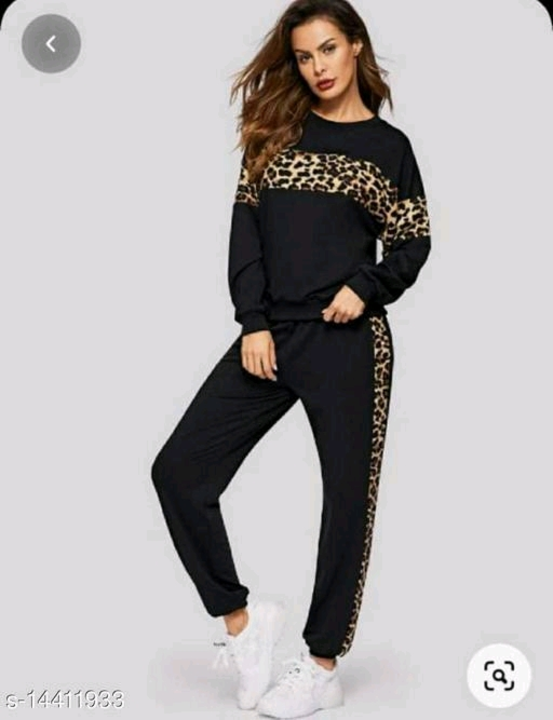 Trend New Women Tracksuit  uploaded by business on 7/18/2023