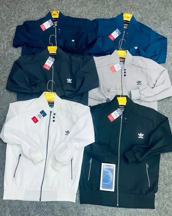 BRAND: ADIDAS
JACKET  uploaded by business on 7/18/2023