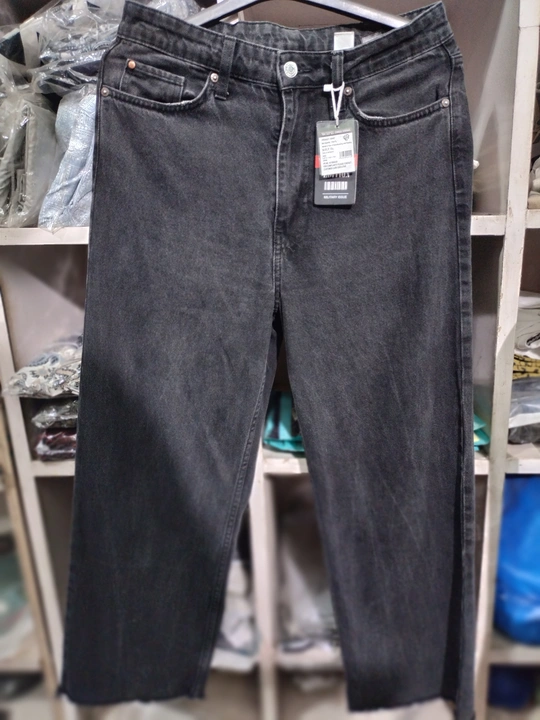 JEANS,BAGGY Fit, STARIGHT FIT uploaded by The American hub on 7/18/2023