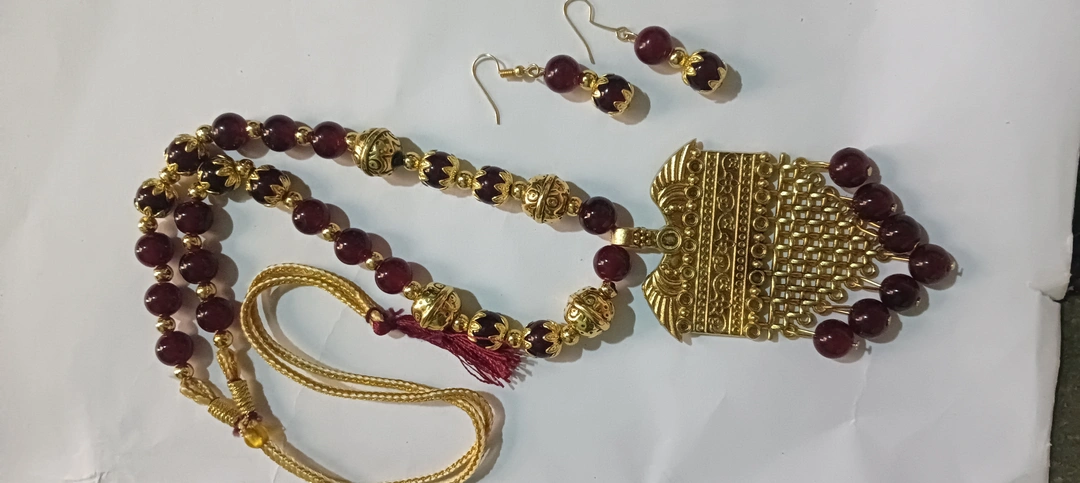 Golden maroon necklace set  uploaded by Archit enterprises on 7/18/2023