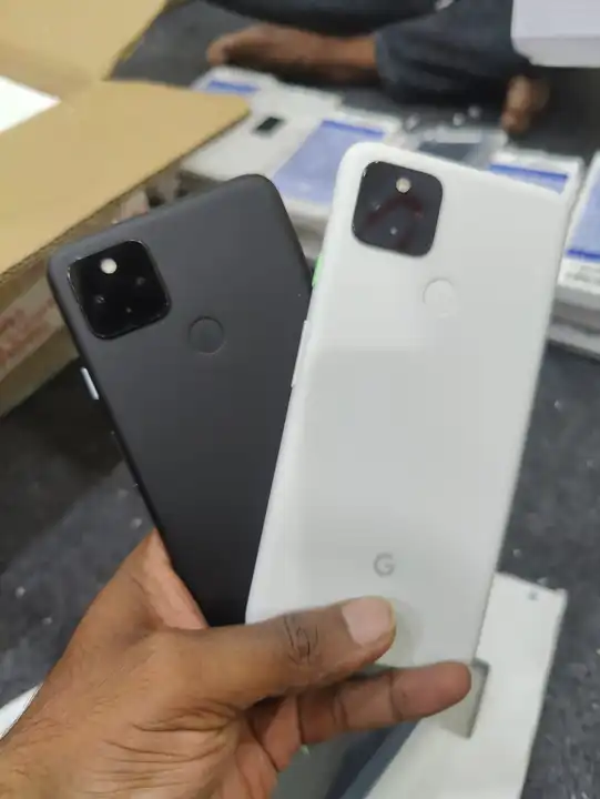 *Google Pixel 4a  5g Wala*

6GB/128GB

Bigger Than Normal  5g
6.2 inch

 uploaded by Kataria on 7/19/2023