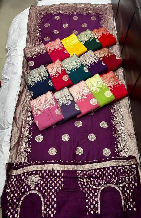 #sarees #saree #sareelove #fashion #sareelovers #onlineshopping #sareesofinstagram #ethnicwear #sare uploaded by Sai prem sarees 9904179558 on 7/20/2023