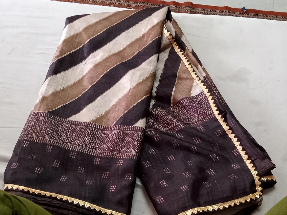 Fancy saree with blouse  uploaded by Ranisha Saree on 7/21/2023
