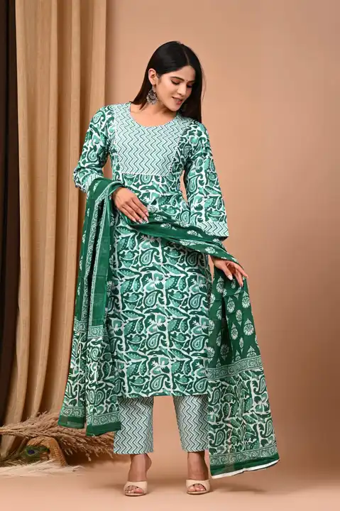 Post image 🎁 *👌New collection of bagru Handblock printed designer Cotton Suit with mulmul duptta 
Kurti Length 45 inch
Pant length 38 inch
( Size= XS-36 to XXL-46 )
*Price = 900+Shipp only*
Book now Dispatch by
Contact number 9982331504
