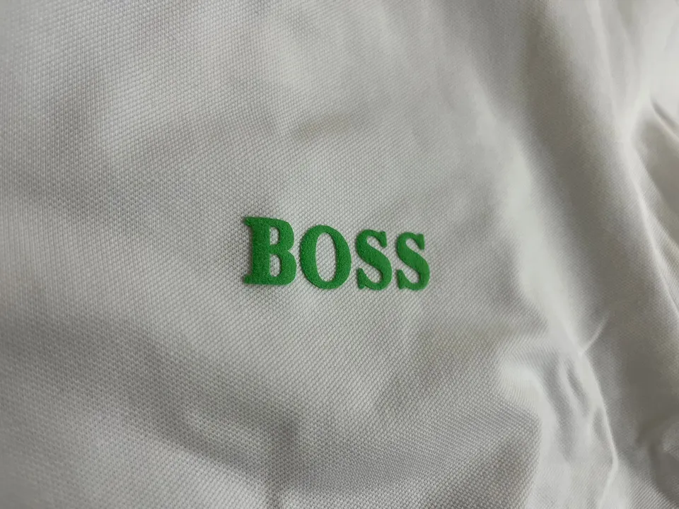*Half Seleeves*

✨✨ *Brand = boss*✨✨

❤️ *Premium 100% Cotton* ❤️
 uploaded by BSH Mega Store  on 7/21/2023