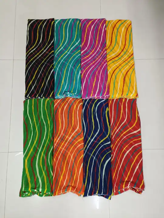 Pure weightless print saree uploaded by Marwadi Businessmen on 7/22/2023
