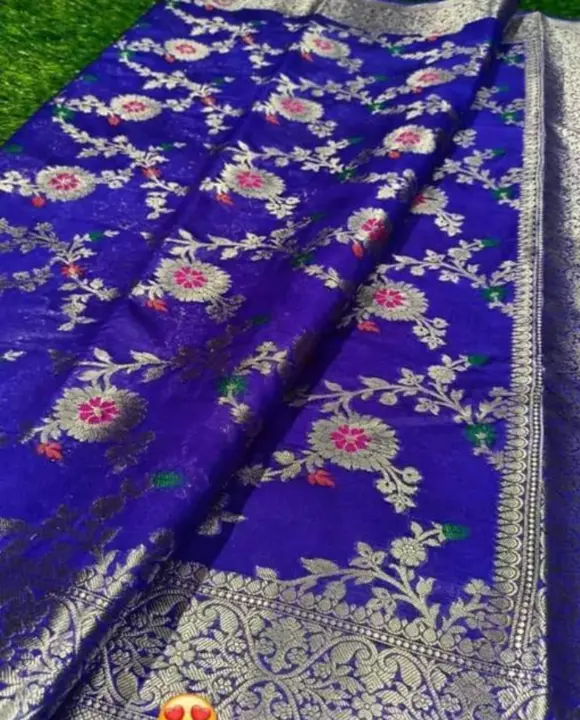 Demanding saree  uploaded by Puja's collection on 7/22/2023