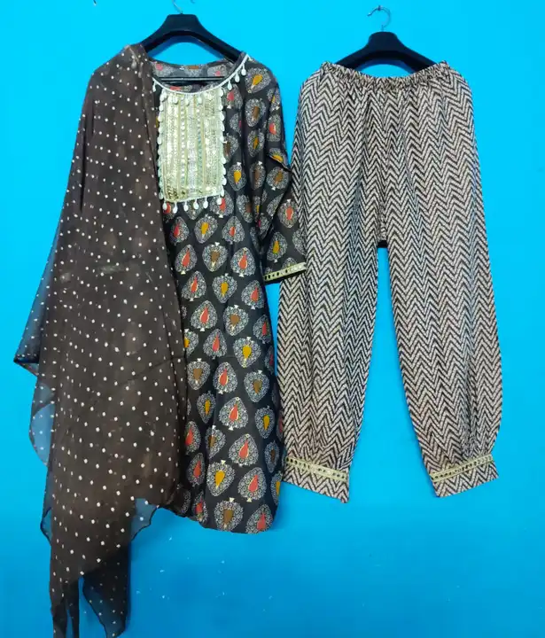 Afghani suit dupatta uploaded by business on 7/22/2023