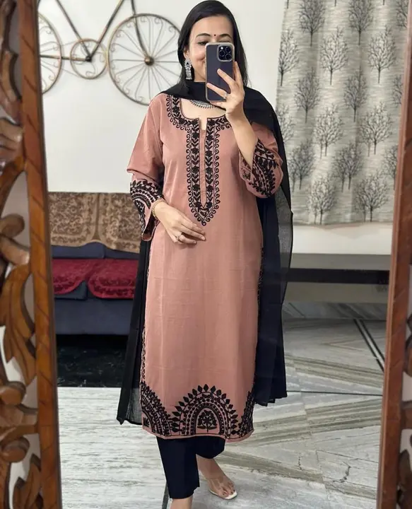 *Upgrade your wardrobe with our beautiful embroidered kurta set which gives you a mesmerizing look✨* uploaded by Mahipal Singh on 7/23/2023