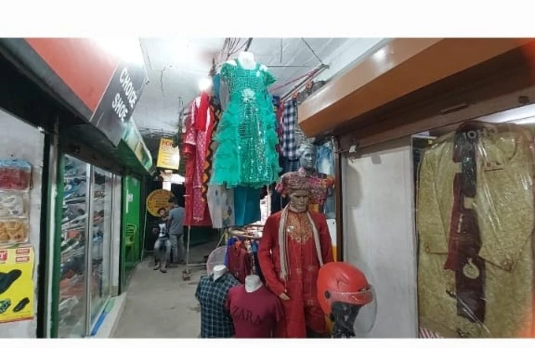 Warehouse Store Images of Lovely Garments