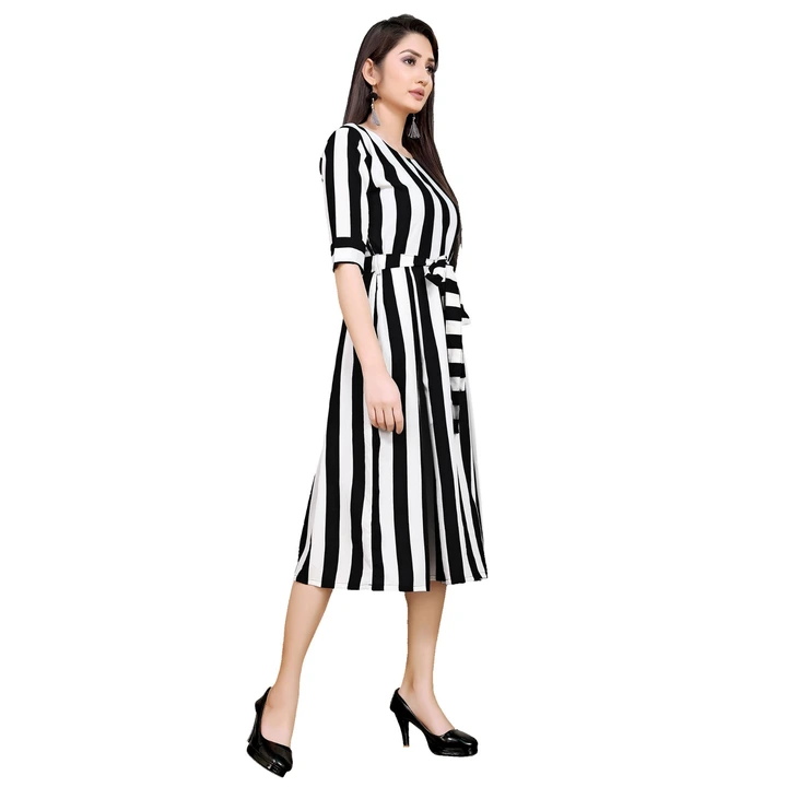 Wow stripe midi dress with belt  uploaded by The Perfect Fashion  on 7/24/2023