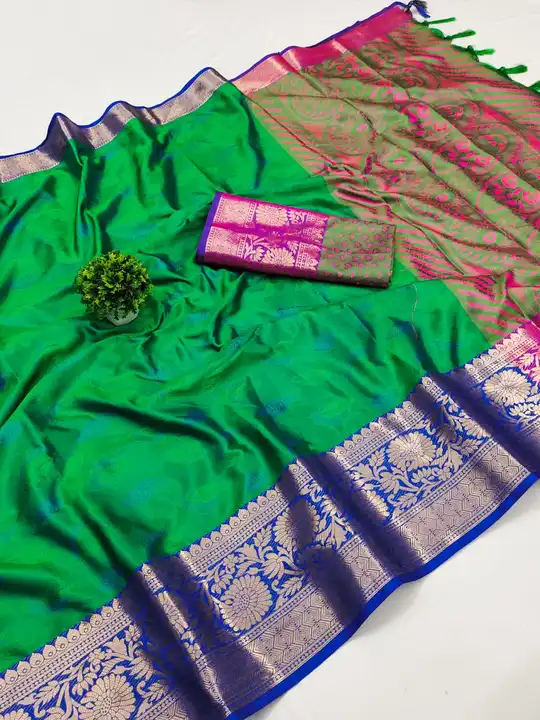 #sarees #saree #sareelove #fashion #sareelovers #onlineshopping #sareesofinstagram #ethnicwear #sare uploaded by Sai prem sarees on 7/25/2023