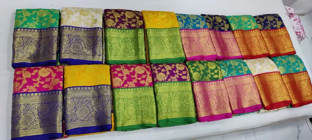 Soft gadwal silk with rich pallu contrast uploaded by Varniraj creation on 7/25/2023
