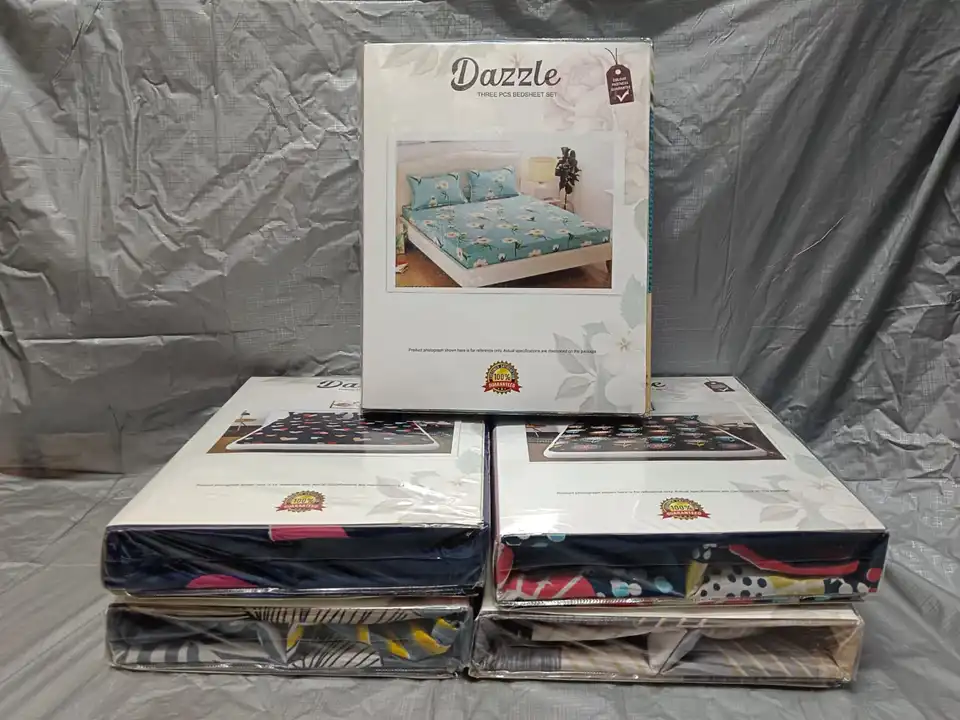Double bedsheet in gift pavking uploaded by business on 7/25/2023