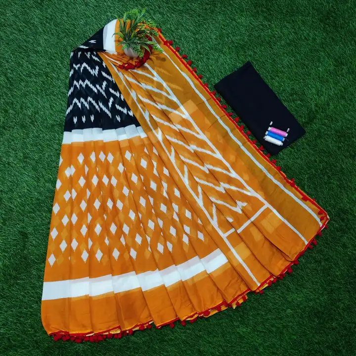Letest woman cotton mul pom pom saree  uploaded by Maa jagdamba handicraft on 7/26/2023