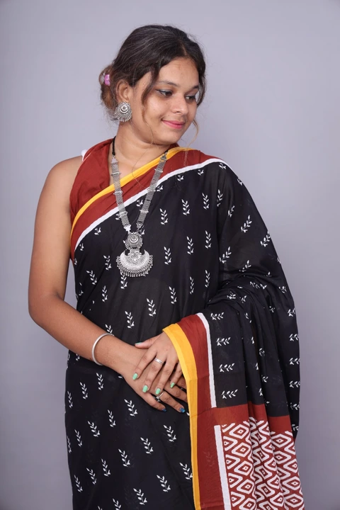 🥳New collection cotton saree
Cotton saree with blouse
Cotton saree with same blouse and same colour uploaded by Ayush Handicarft on 7/26/2023
