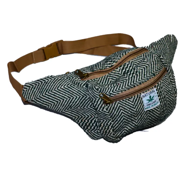 Waist bag for women and men uploaded by business on 7/26/2023